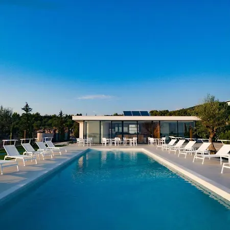 Luxury The Ocean Dream V